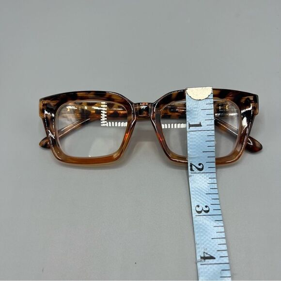 Women’s Square Leopard Print Readers +50 - Picture 6 of 7
